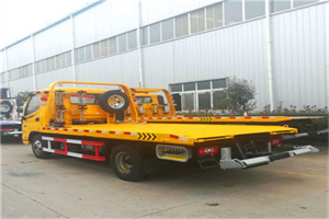 新和附近拖车救援搭电